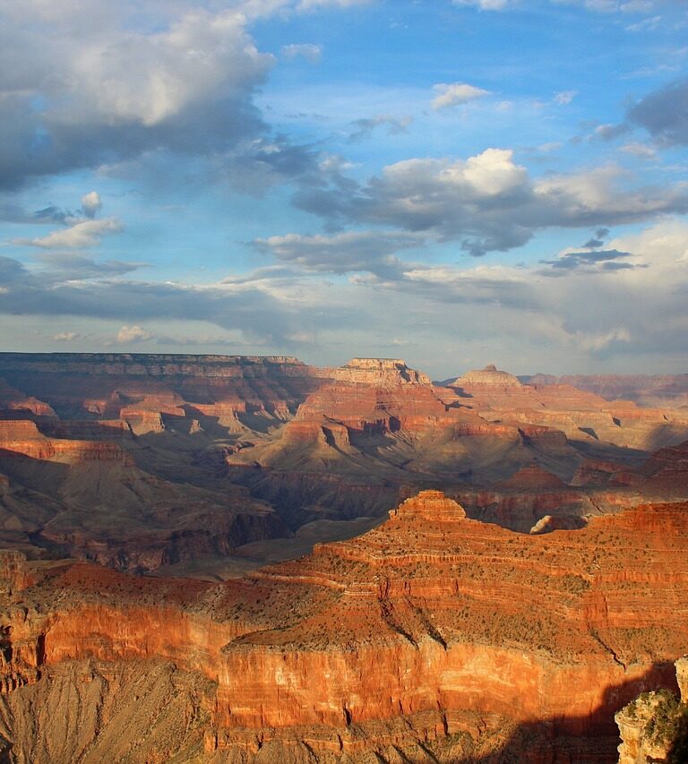 Driving to Grand Canyon: Know Arizona’s Rules and Penalties